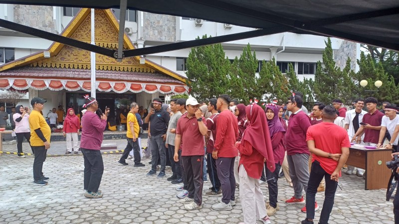 Semarak HUT RI ke-81, Diskominfotik Riau Gelar Lomba Antarbidang, Pererat Kebersamaan