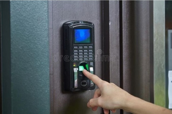 Pemanfaatan Teknologi Fingerprint untuk Absensi Karyawan