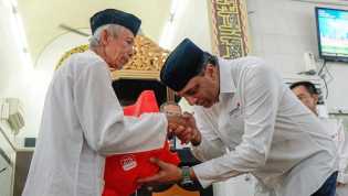 Penyaluran Donasi Ramadan dari Indosat dan Pelanggannya untuk 1.444 Marbot Dilakukan Sebelum Hari Raya