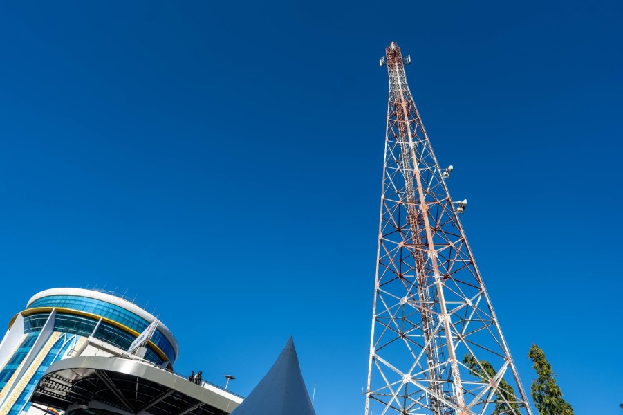 Indosat Pertahankan Kinerja Tangguh di Tengah Dinamika Pasar, Fokus Transformasi AI-TechCo dan Pemberdayaan Indonesia