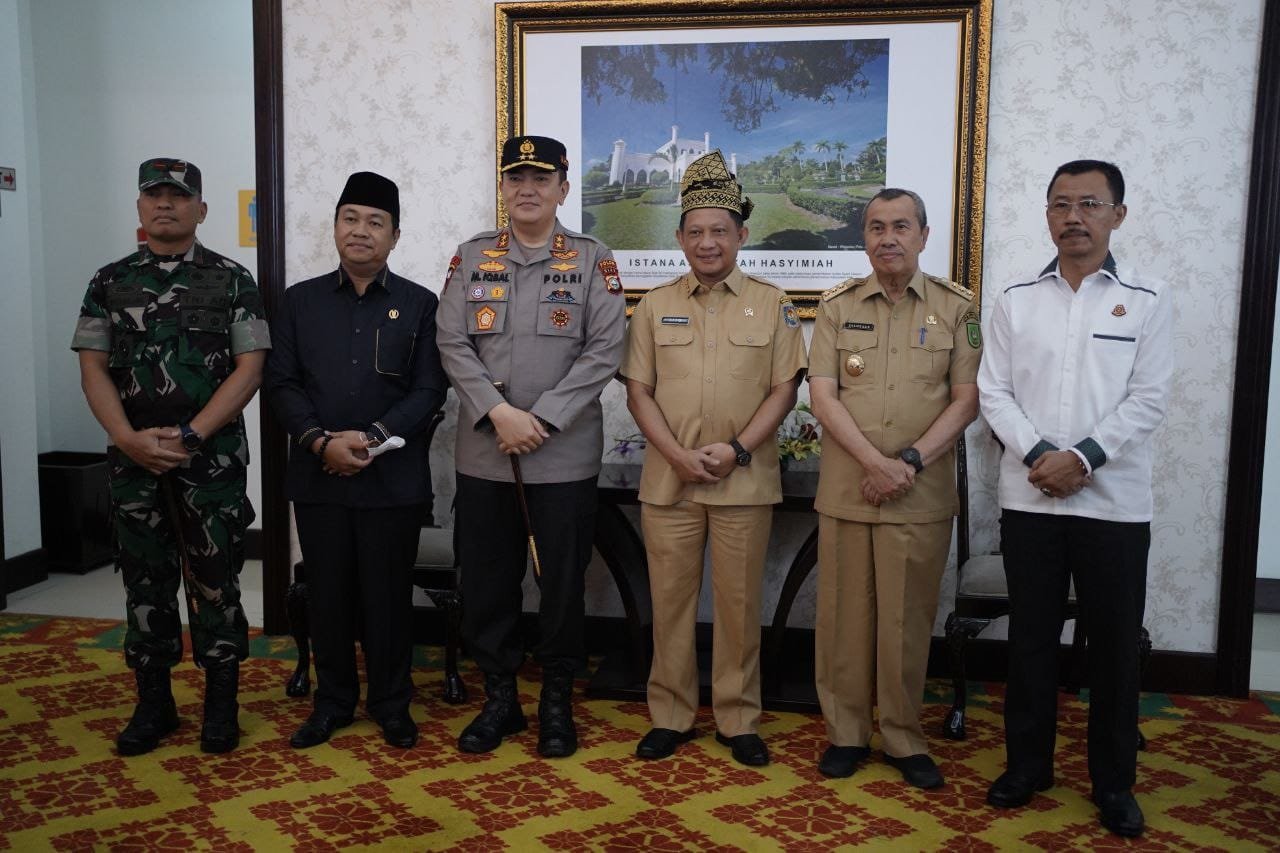 Mendagri Apresiasi Kepemimpinan Gubri