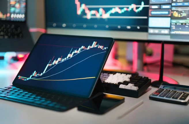 Fintech Syariah di Era Digital: Antara Inovasi, Ekosistem, dan Fatwa