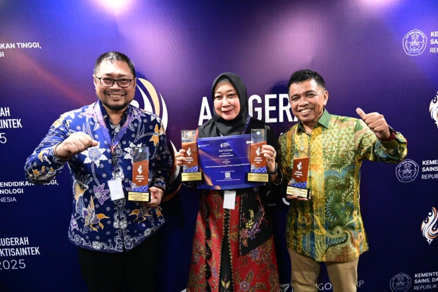 Borong 4 Penghargaan Anugerah Diktisaintek 2025, Unri Raih Dua Emas Kategori Humas