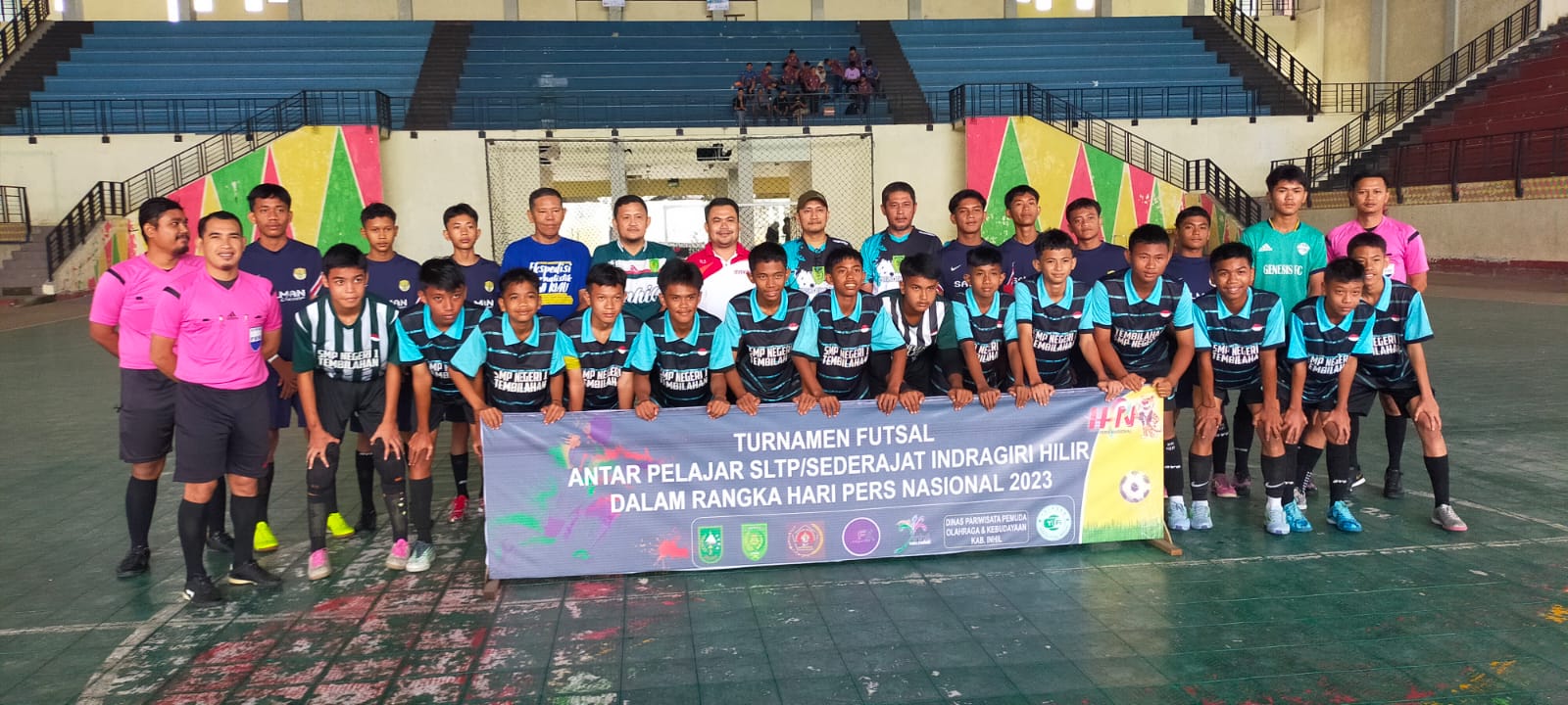 Diikuti 12 Tim, Kadisparporabud Buka Turnamen Futsal Antar Pelajar Sempena HPN Riau di Inhil