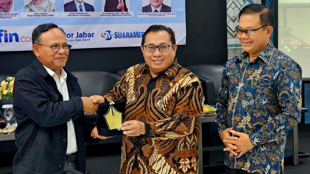 Buka Dialog Nasional SMSI, Ketua Dewan Pers Tegaskan Media Baru Harus Jadi Panduan Peradaban