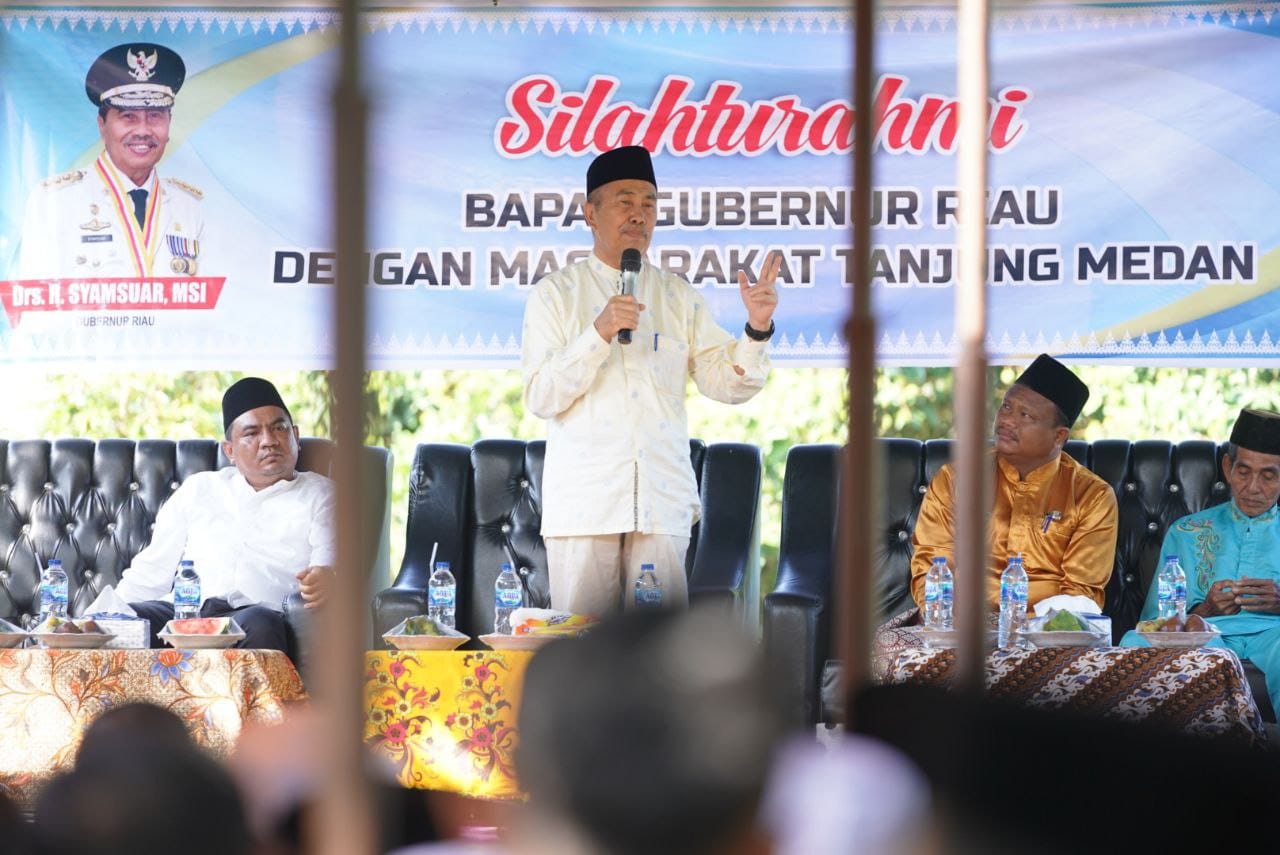 Temui Masyarakat Tanjung Medan, Gubri Syamsuar Cek Harga Sawit