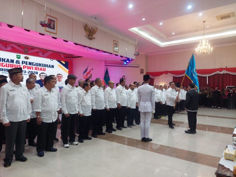 PWI Riau 2023-2028 Resmi Dilantik, Raja Isyam: Semakin Bermarwah dan Bermartabat