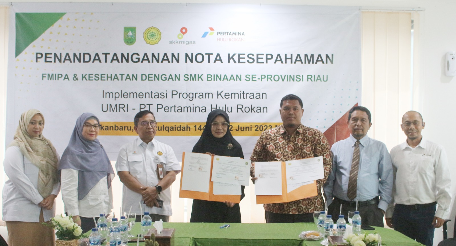 Tingkatkan Kualitas SDM Riau, PHR-UMRI Kolaborasi Pembinaan Sekolah Bidang Kimia