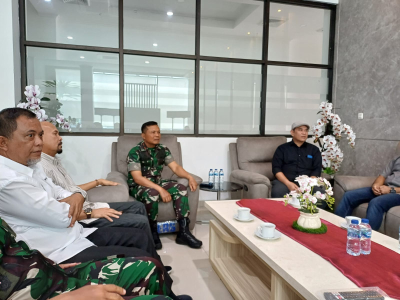 Danrem 031/Wirabima dan PWI Riau Bersinergi Sukseskan Hari Pers Nasional 2025 di Pekanbaru
