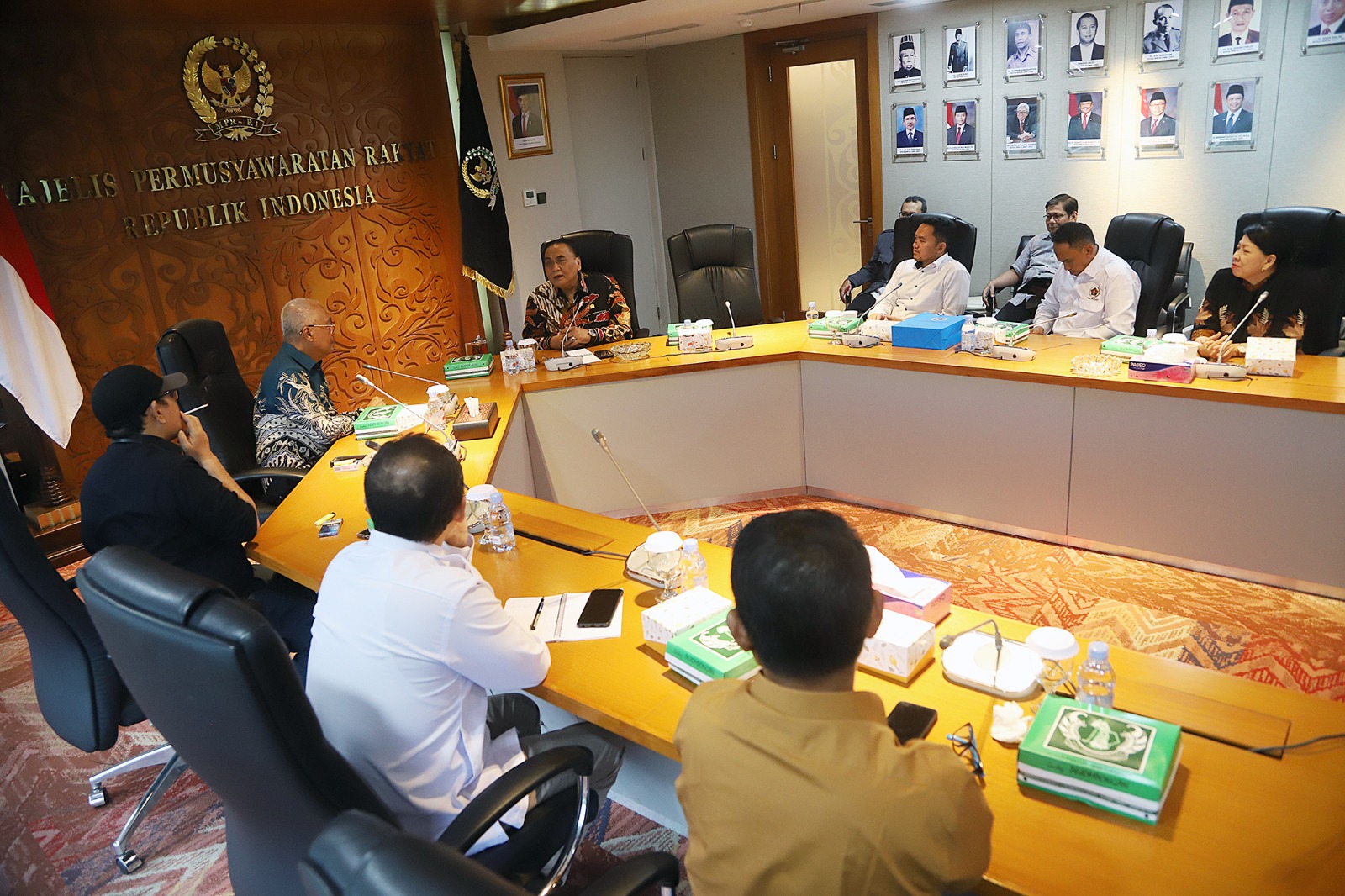 Bambang Pacul Puji Wartawan di Hadapan PWI: Pencerah Dunia Ketiga Setelah Matahari dan Rembulan