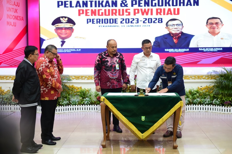 PWI-SKK Migas  Sumbagut Teken MoU Kerja Sama Peningkatan Kompetensi Wartawan