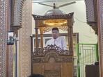 Al-Qur'an Sebagai Obat dan Petunjuk, Ustadz Bakhtiar Nasution Ajak Jamaah Masjid Al-Jihad Pekanbaru Dekatkan Diri pada Allah