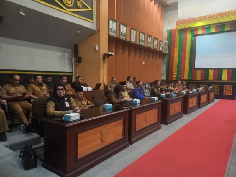  Ketua DPRD Pekanbaru Sampaikan Pidato Pengantar Ranperda APBD Perubahan 2023