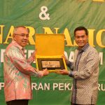 Gubri buka MUPROV VI Kadin Prov Riau dan Seminar Nasional