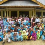 IWARA Riaupulp Serahkan 100 Paket Peralatan Sekolah 