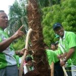 Riaupulp Hijaukan Lingkungan Gelora Senayan